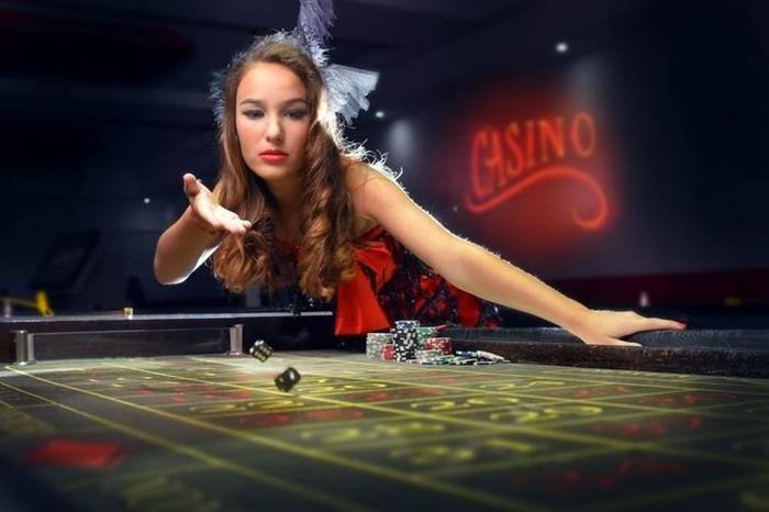 Pengguna royal888 di kota Medan dan Semarang saat mengakses berbagai kategori game dengan dukungan bahasa Indonesia