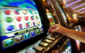 Ilustrasi privasi dan keamanan data pengguna royal888 dijaga ketat